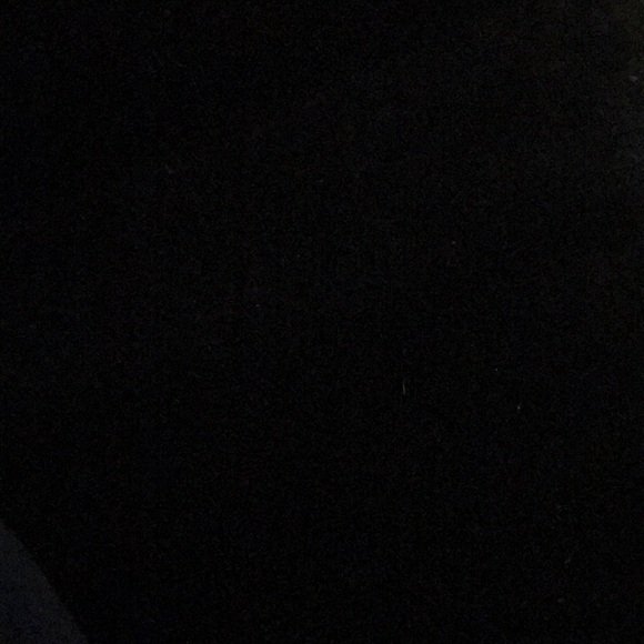 Meet your Posher, Aliza - Picture 1 of 1